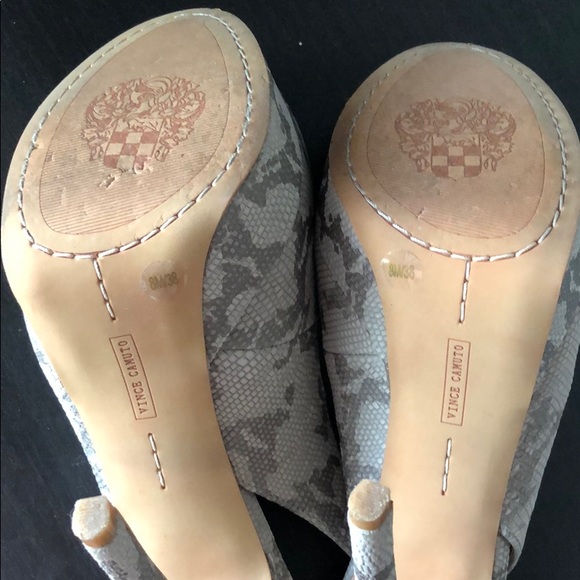 Vince Camuto heels - Picture 3 of 3